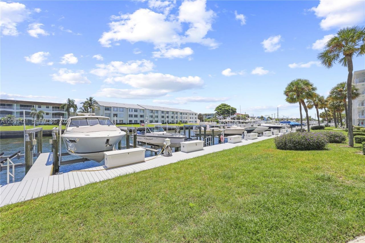 104 Paradise Harbour Blvd , Unit 114, North Palm Beach, FL 33408 Photo
