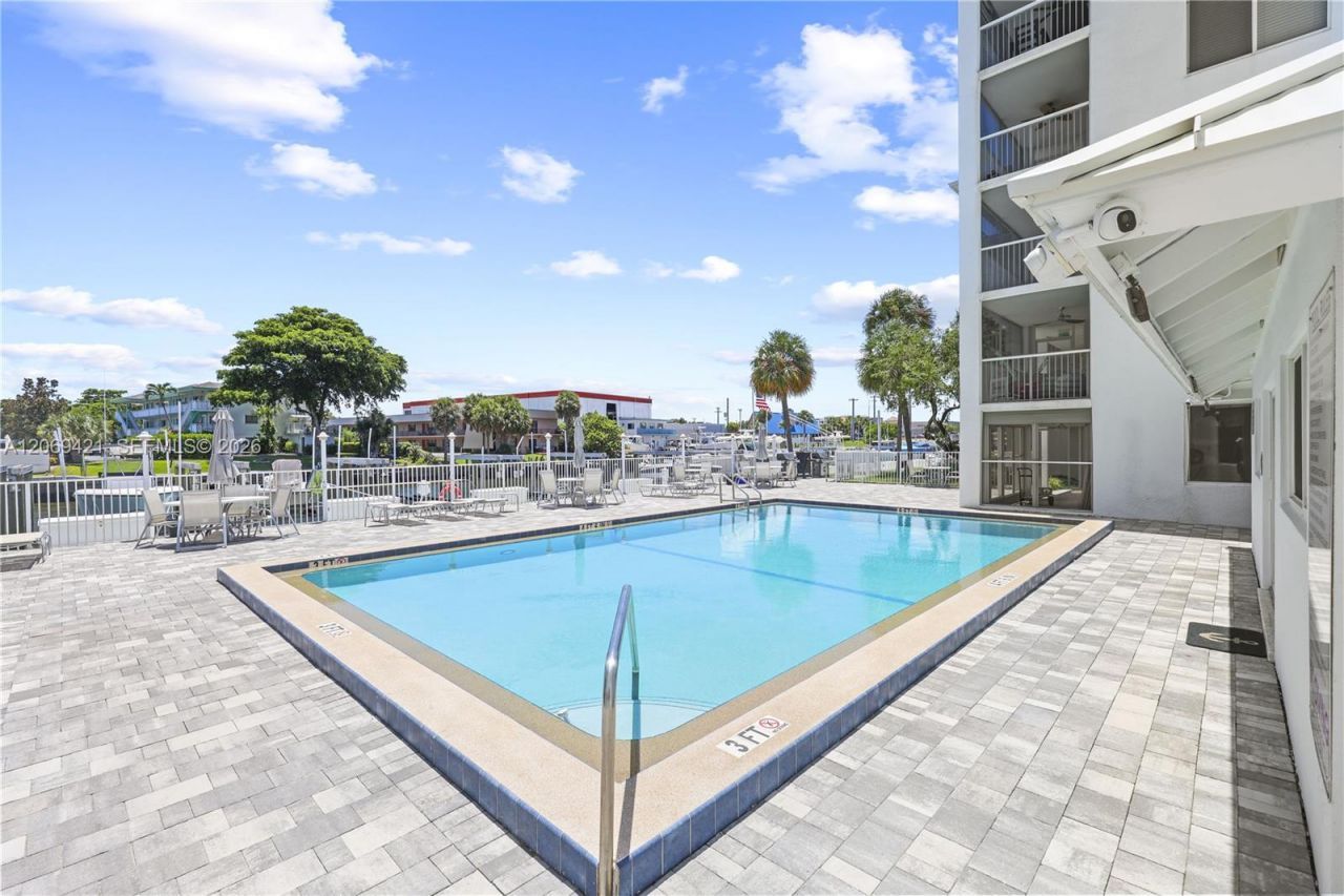 104 Paradise Harbour Blvd , Unit 114, North Palm Beach, FL 33408 Photo