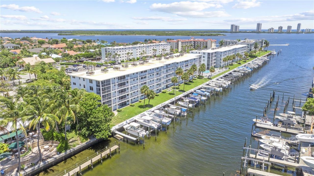 104 Paradise Harbour Blvd , Unit 114, North Palm Beach, FL 33408 Photo
