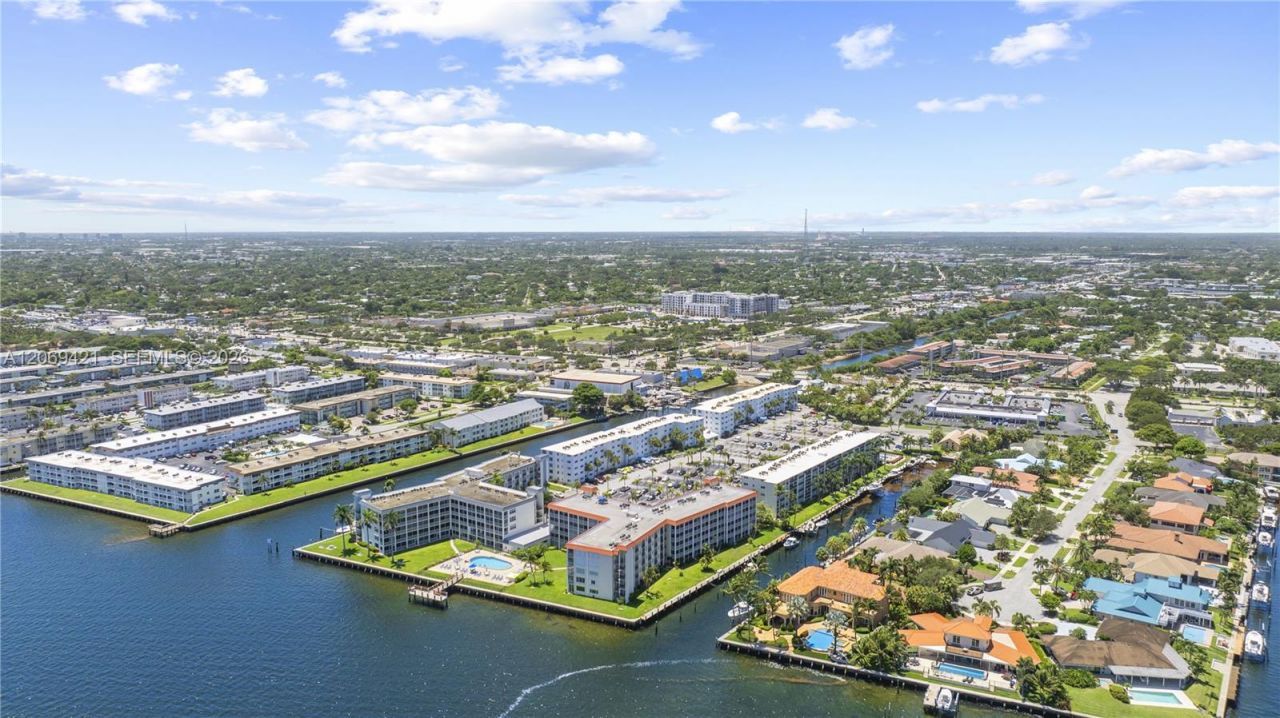 104 Paradise Harbour Blvd , Unit 114, North Palm Beach, FL 33408 Photo