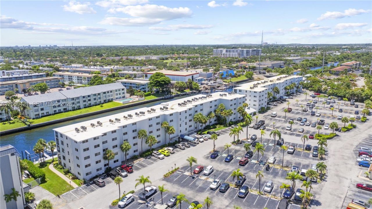 104 Paradise Harbour Blvd , Unit 114, North Palm Beach, FL 33408 Photo