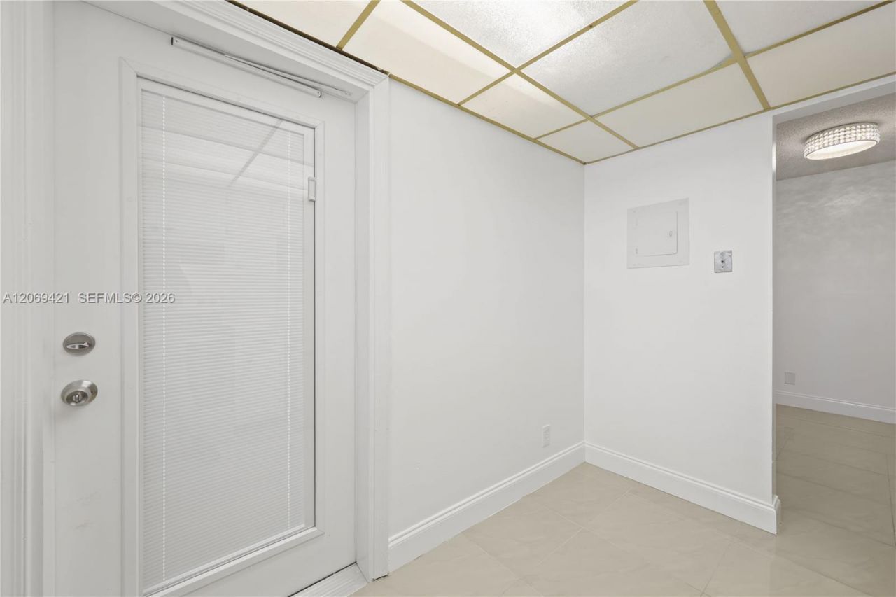 104 Paradise Harbour Blvd , Unit 114, North Palm Beach, FL 33408 Photo