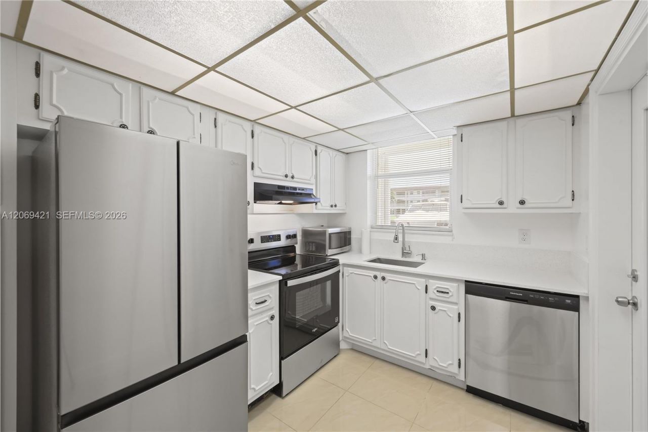 104 Paradise Harbour Blvd , Unit 114, North Palm Beach, FL 33408 Photo