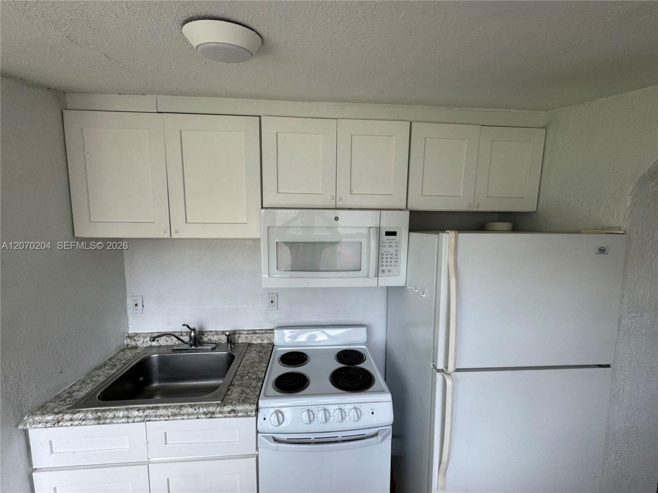 1018 N 17th Ct, Unit 2B, Hollywood, FL 33020 Photo