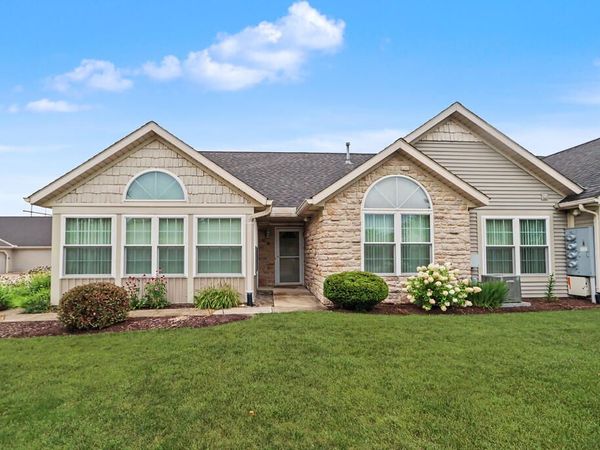 1118 Cobblefield Drive, Ontario, OH 44903