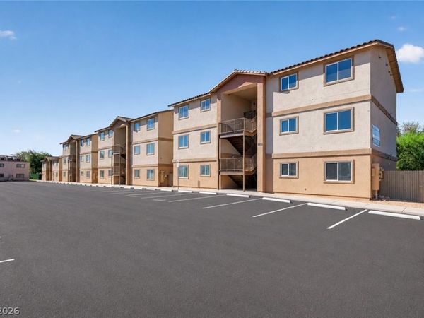 2305 Seco Adobe Circle, Unit 102, North Las Vegas, NV 89030