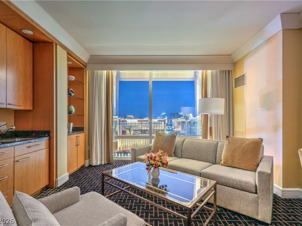 2000 Fashion Show Drive , Unit 3701, Las Vegas, NV 89109