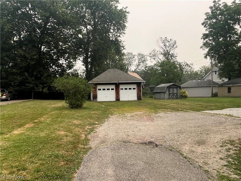 579 Broadway Avenue, Bedford, OH 44146 Photo 19