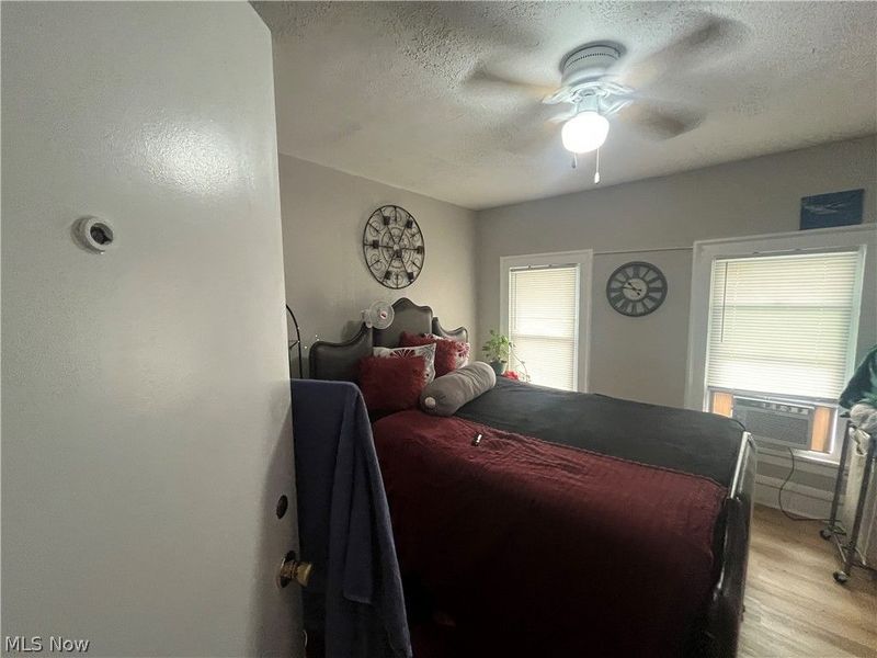 579 Broadway Avenue, Bedford, OH 44146 Photo 3