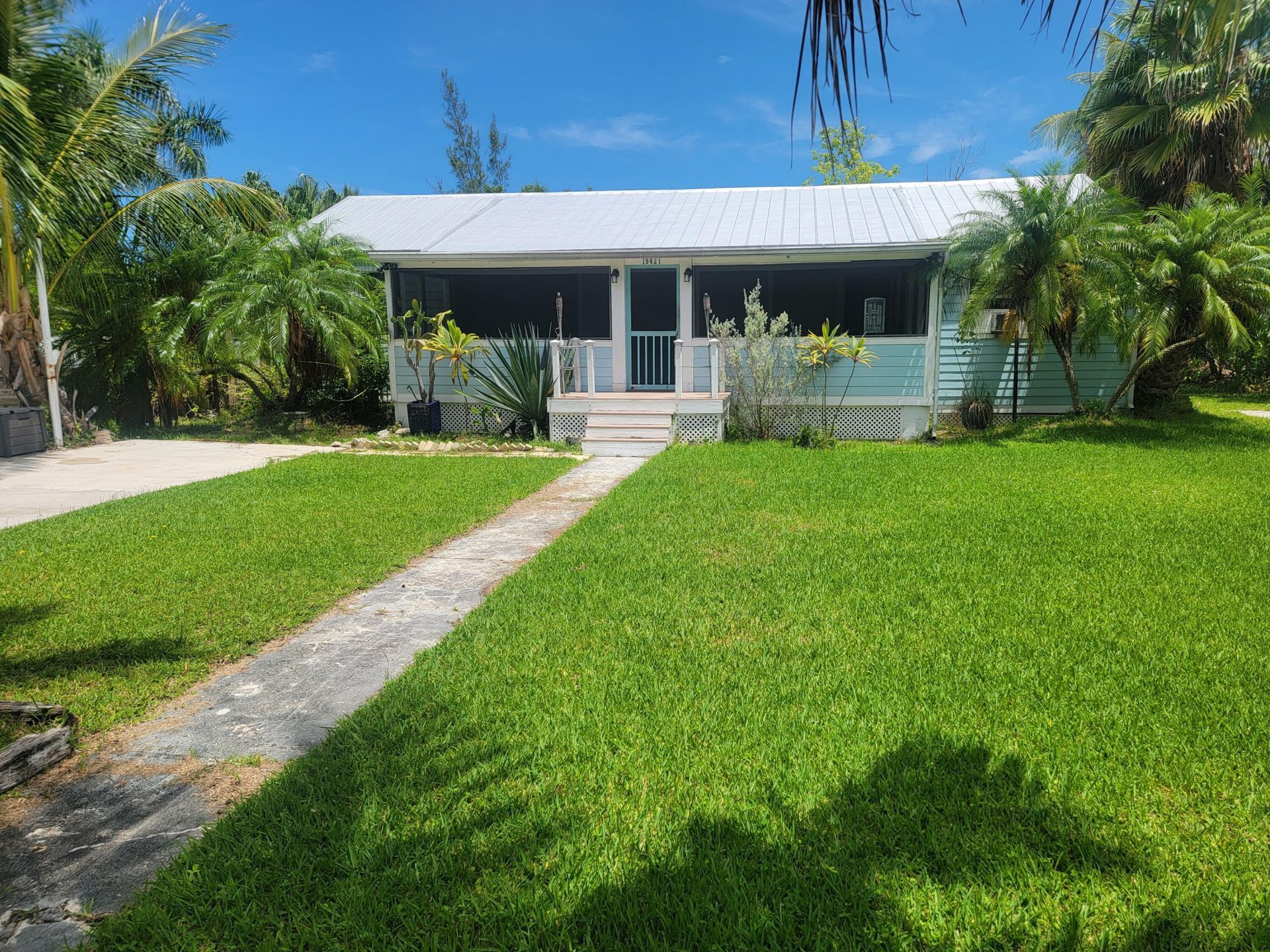 19421 Canal Drive, Sugarloaf, FL 33042 Photo