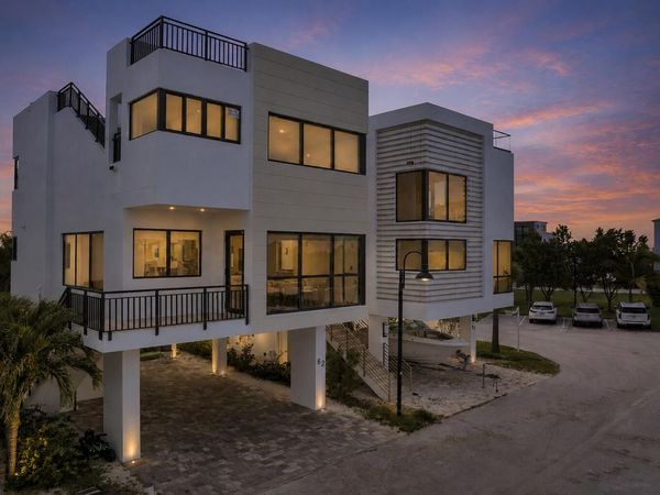 94825 Overseas Highway, UNIT 82, KEY LARGO, FL 33037