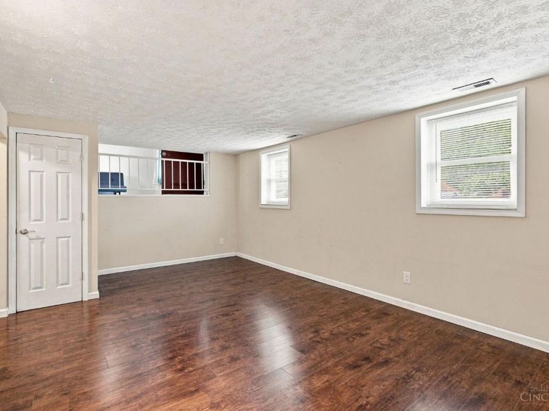 1491 Rolling Knoll Drive, Goshen Township, OH 45140 Photo 24