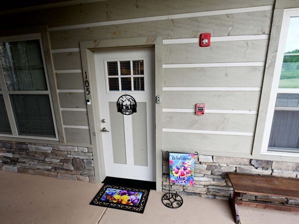 223 Bishops Cap , Unit 105, Townsend, TN 37882