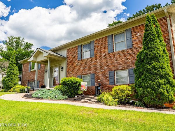 1321 Crestwood Drive, Louisville, TN 37777
