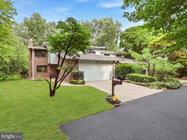 7211 VISTAS LANE, MCLEAN, VA 22101