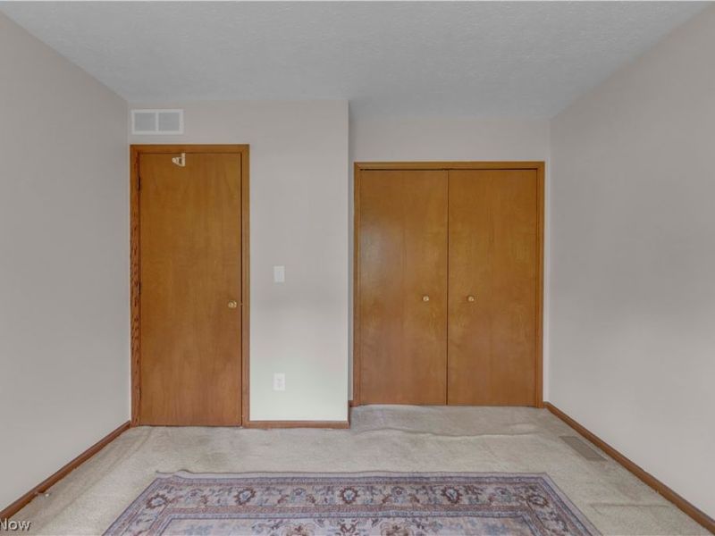 19757 Cross Trail S, Strongsville, OH 44136 Photo 24