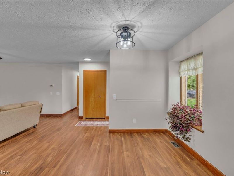 19757 Cross Trail S, Strongsville, OH 44136 Photo 6