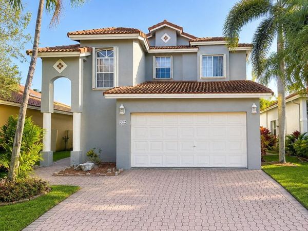 332 NW 107TH Avenue, Pembroke Pines, FL 33026