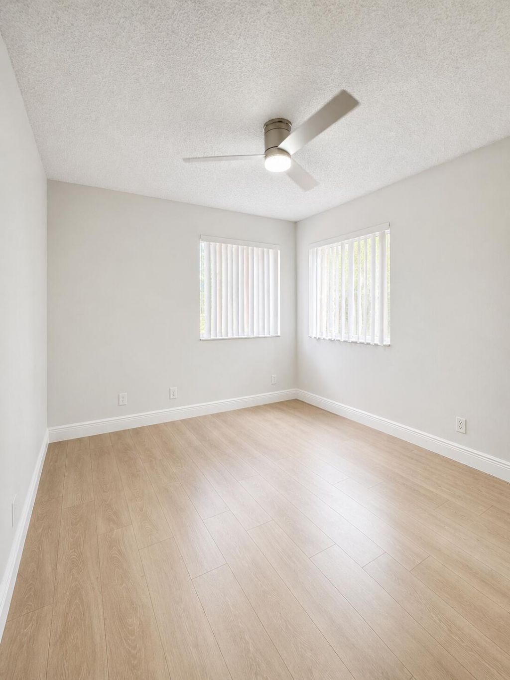 332 NW 107th Avenue, Pembroke Pines, FL 33026 Photo