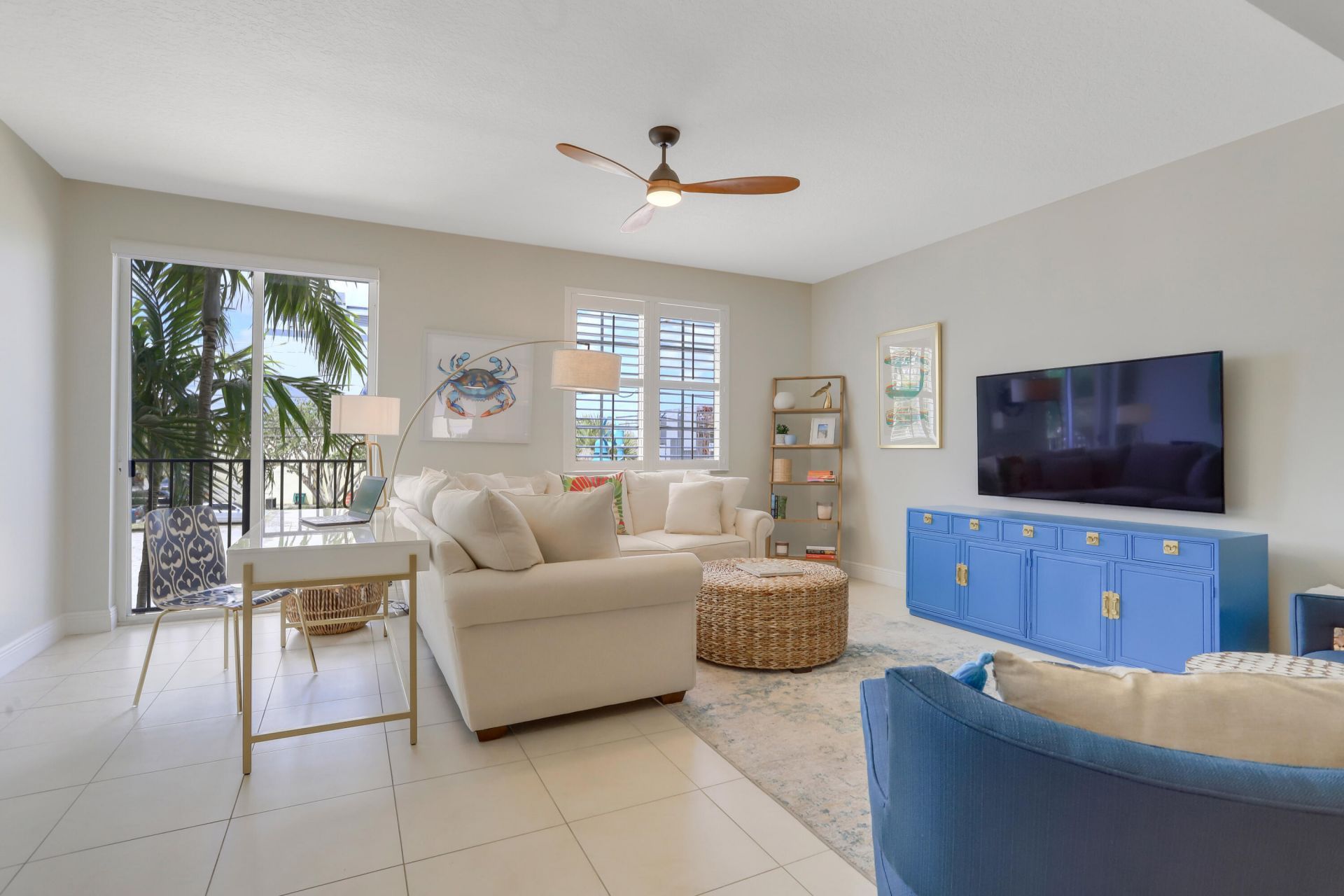 260 NE 3rd Street, Unit 4-D, Delray Beach, FL 33444 Photo