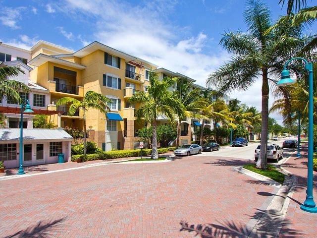 260 NE 3rd Street, Unit 4-D, Delray Beach, FL 33444 Photo