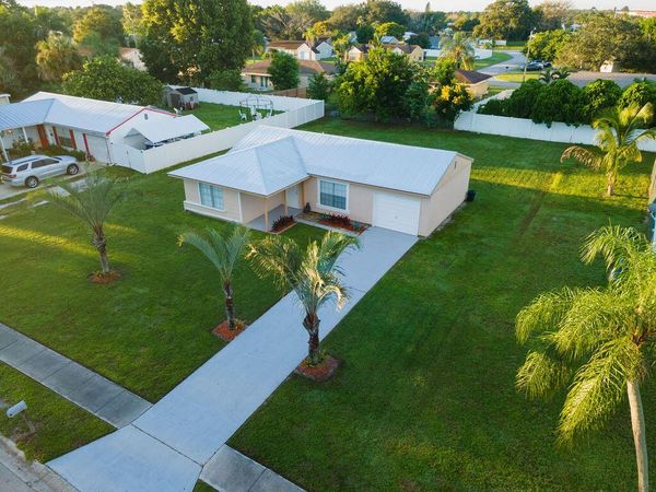 442 SW BELMONT Circle, Port St. Lucie, FL 34953