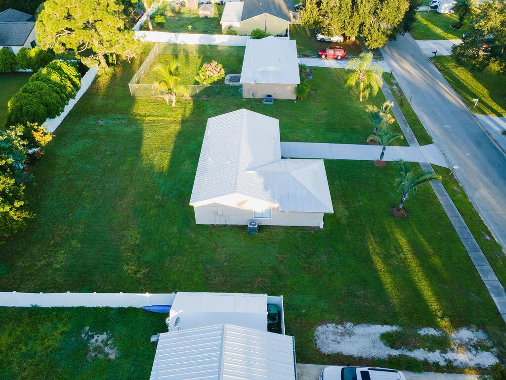 442 SW Belmont Circle, Port Saint Lucie, FL 34953 Photo