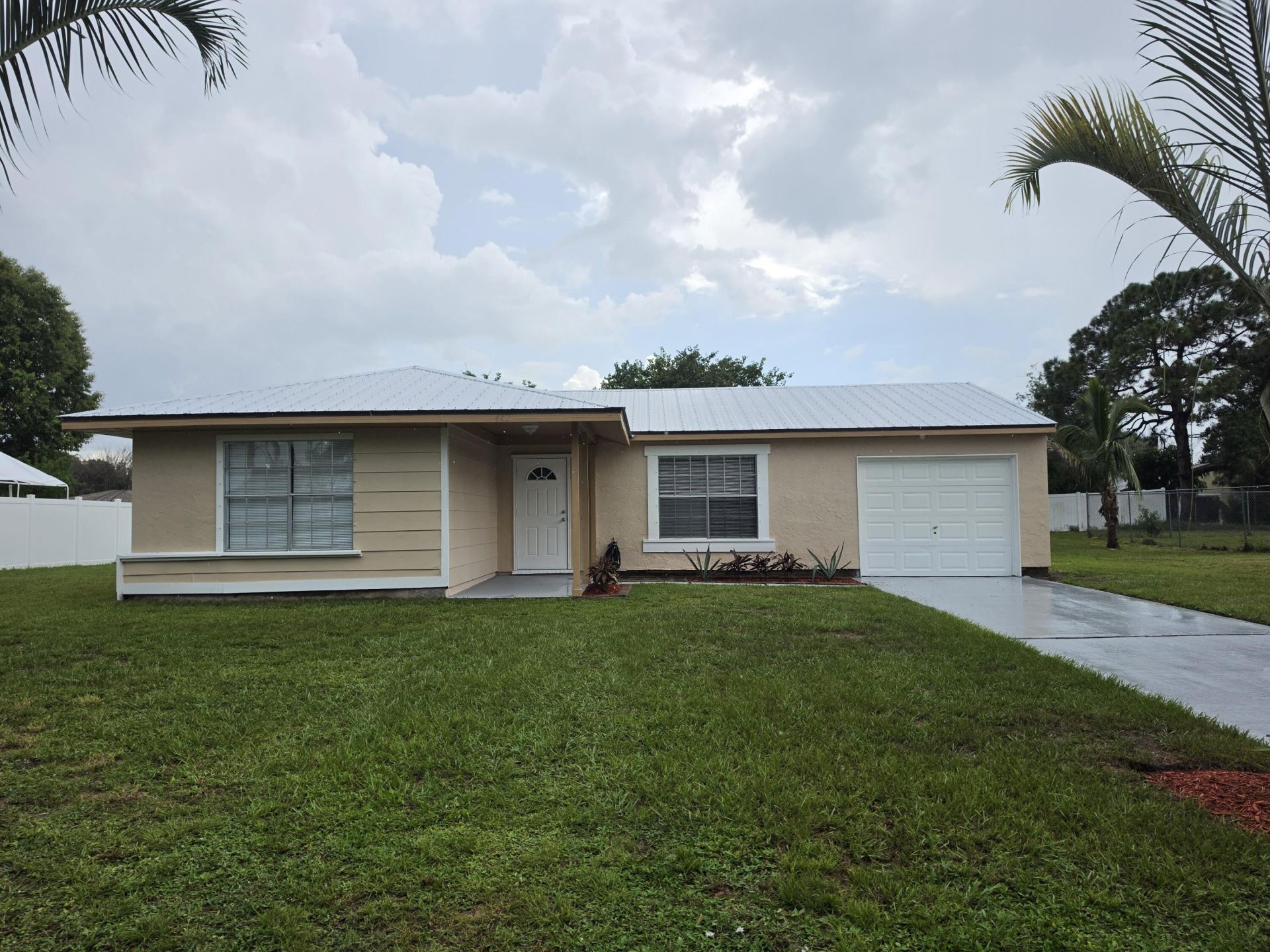 442 SW Belmont Circle, Port Saint Lucie, FL 34953 Photo