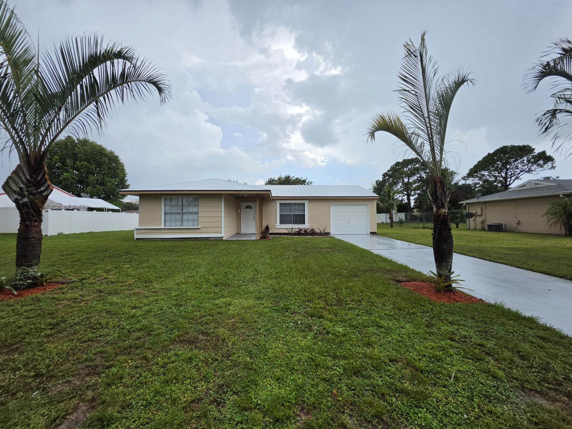 442 SW Belmont Circle, Port Saint Lucie, FL 34953 Photo