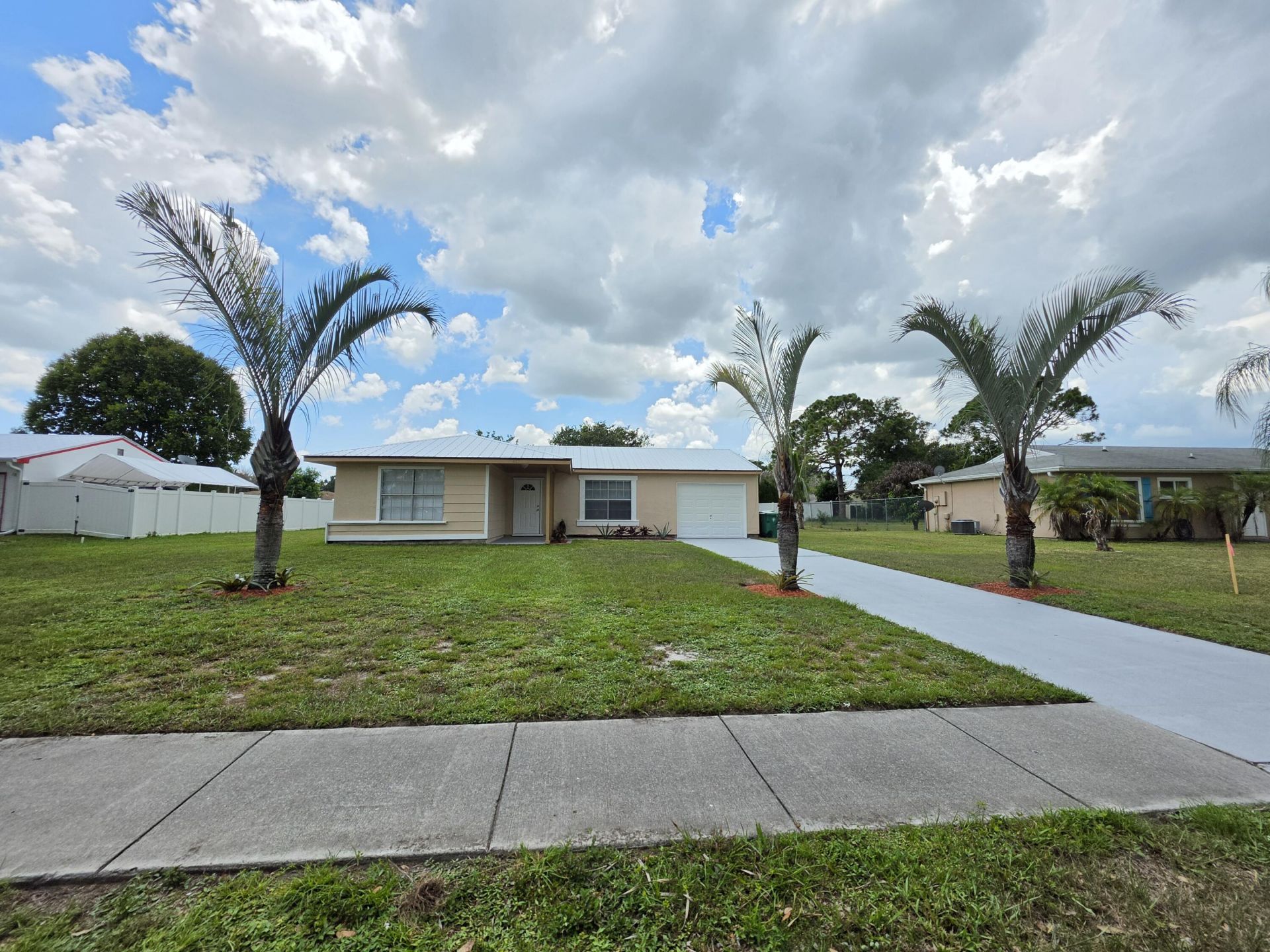 442 SW Belmont Circle, Port Saint Lucie, FL 34953 Photo
