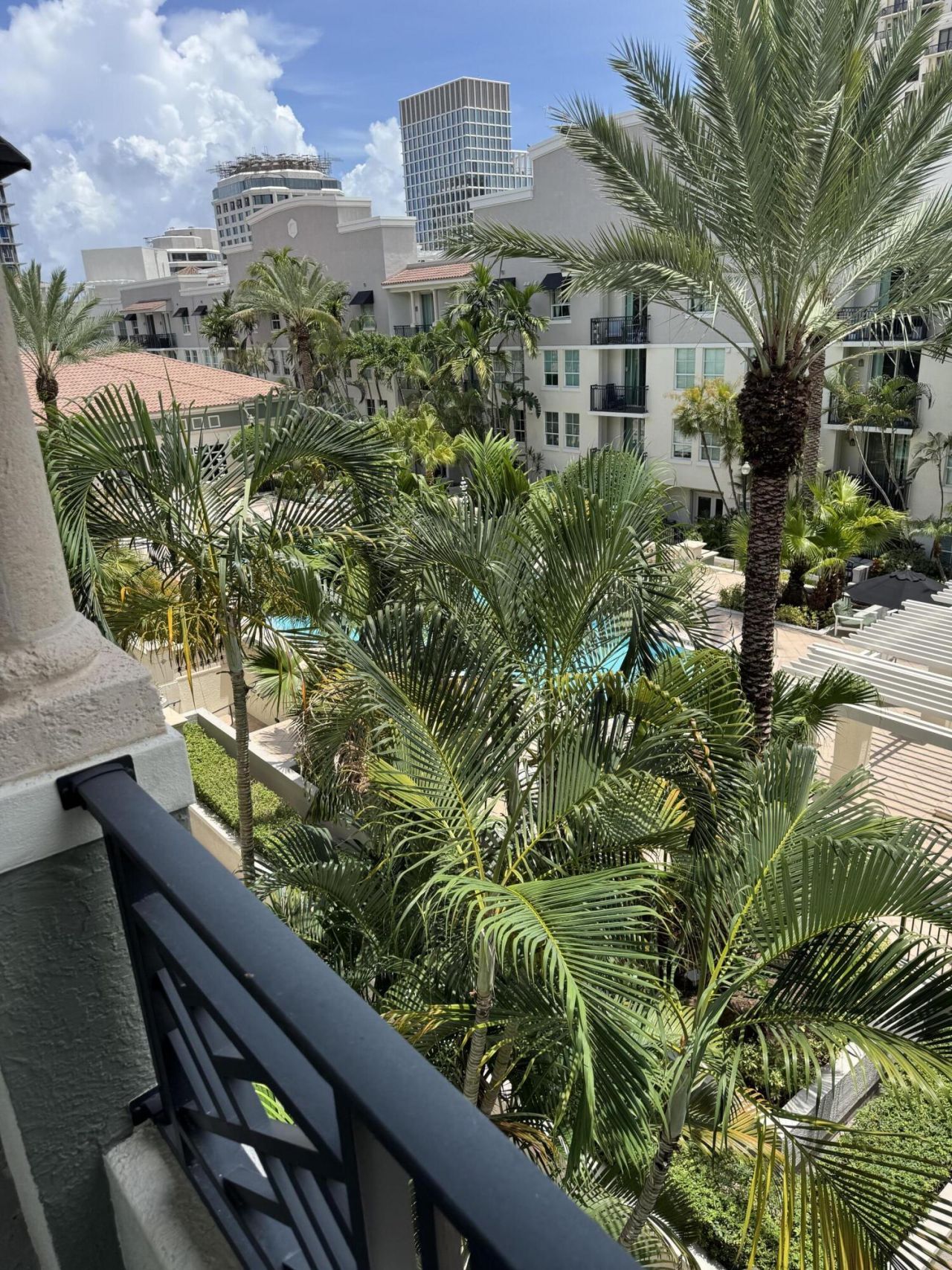 600 S Dixie Highway, Unit 814, West Palm Beach, FL 33401 Photo