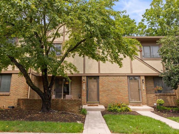 3262 Brookview Way, Unit 11, Columbus, OH 43221