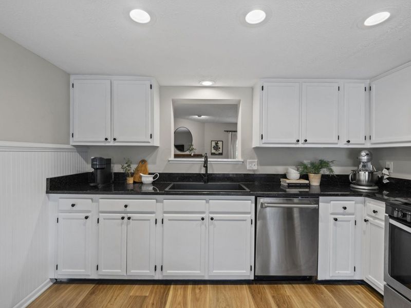 3262 Brookview Way, Unit 11, Columbus, OH 43221 Photo 11