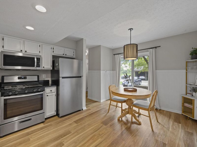3262 Brookview Way, Unit 11, Columbus, OH 43221 Photo 14