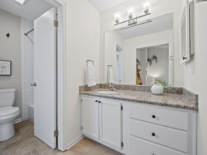 3262 Brookview Way, Unit 11, Columbus, OH 43221 Photo 29