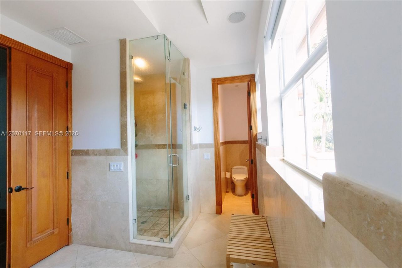 335 W Enid Dr , Key Biscayne, FL 33149 Photo