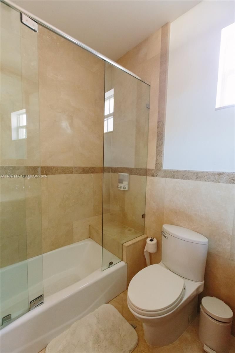 335 W Enid Dr , Key Biscayne, FL 33149 Photo
