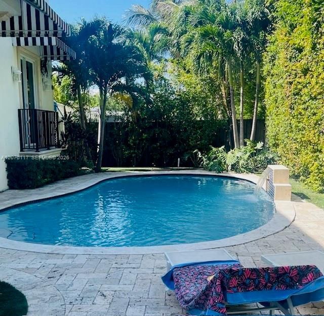 335 W Enid Dr , Key Biscayne, FL 33149 Photo