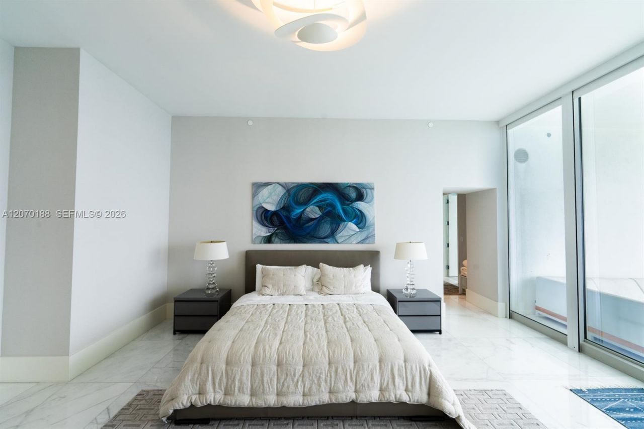 16901 Collins Ave, Unit 4201, Sunny Isles Beach, FL 33160 Photo