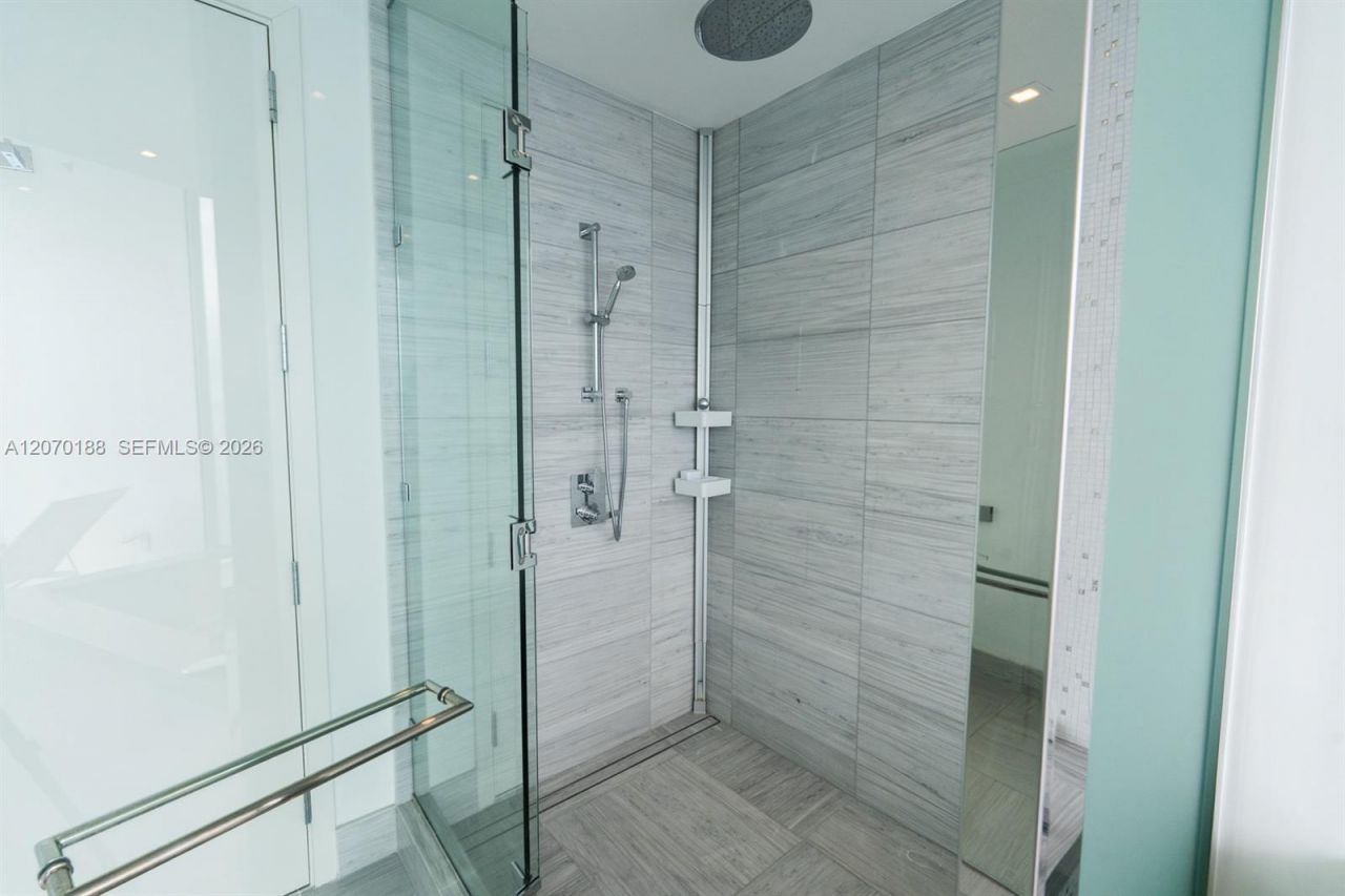 16901 Collins Ave, Unit 4201, Sunny Isles Beach, FL 33160 Photo