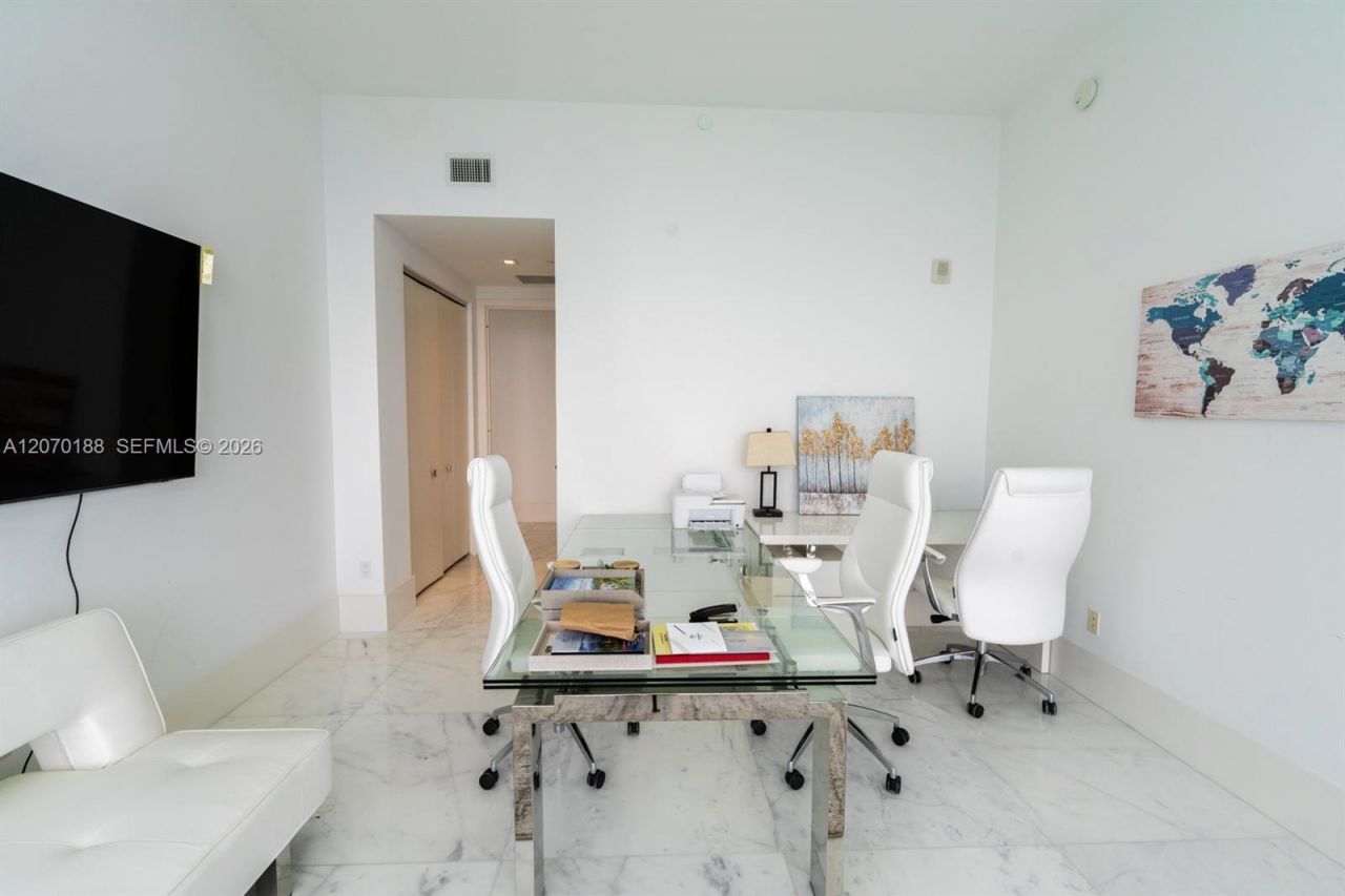 16901 Collins Ave, Unit 4201, Sunny Isles Beach, FL 33160 Photo