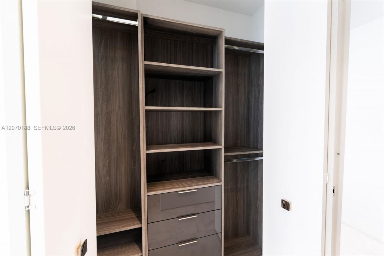 16901 Collins Ave, Unit 4201, Sunny Isles Beach, FL 33160 Photo