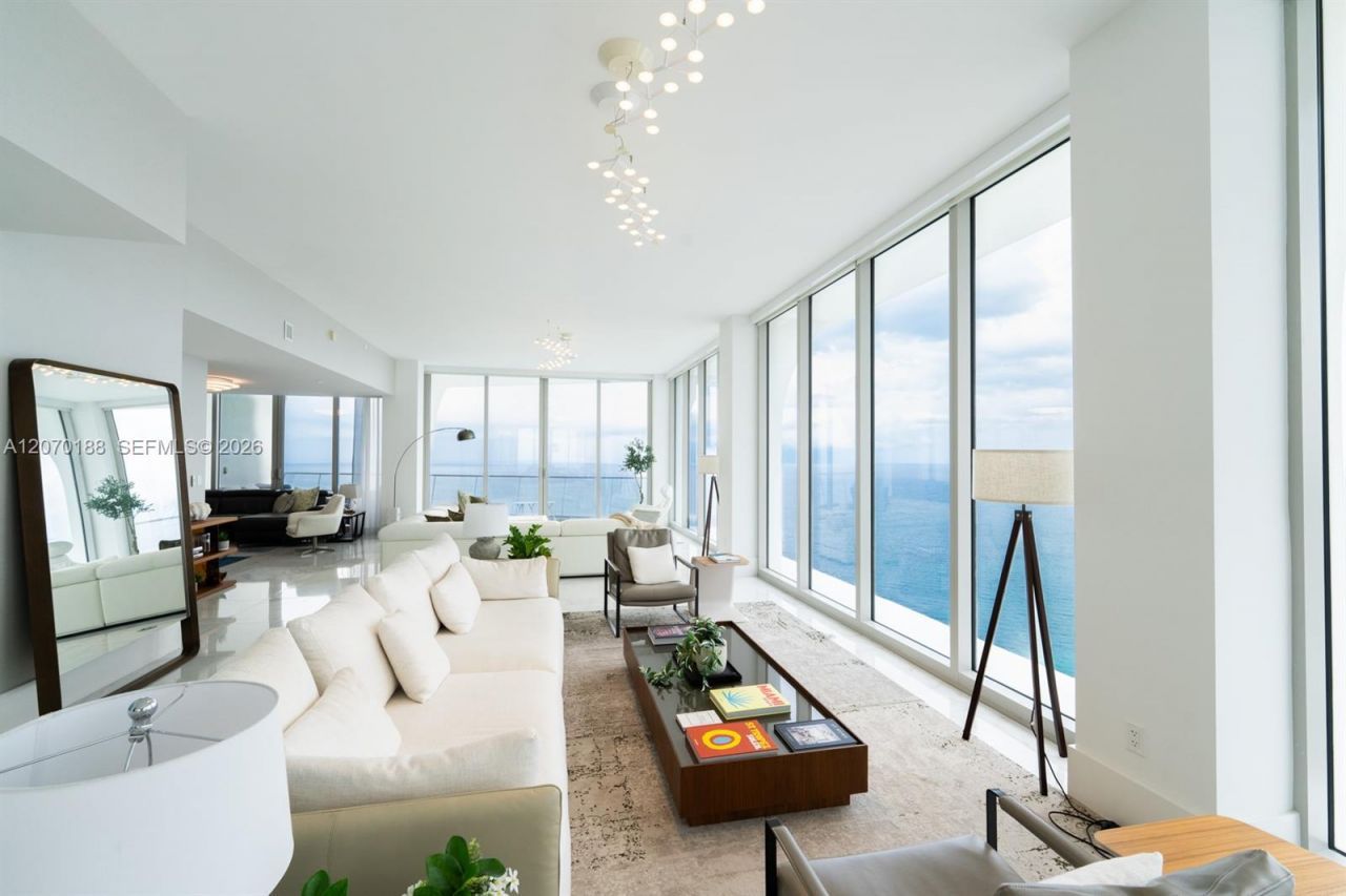16901 Collins Ave, Unit 4201, Sunny Isles Beach, FL 33160 Photo