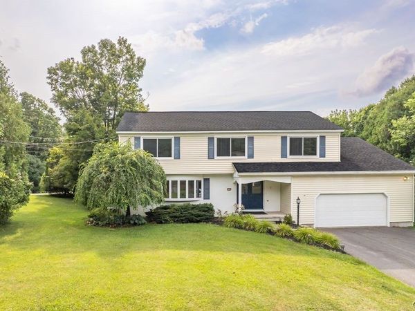 5175 Winterton Drive , Fayetteville, NY 13066