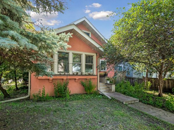 2701 17th Avenue S, Minneapolis, MN 55407
