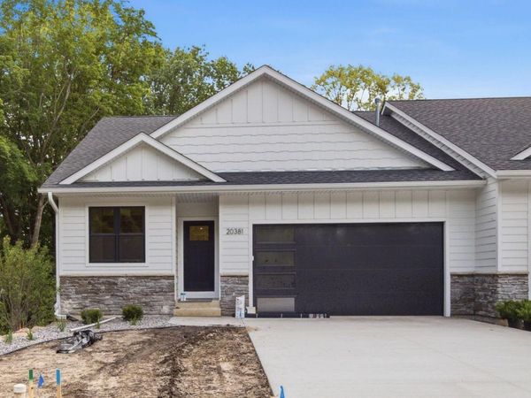 20389 Excelsior Boulevard, Excelsior, MN 55331