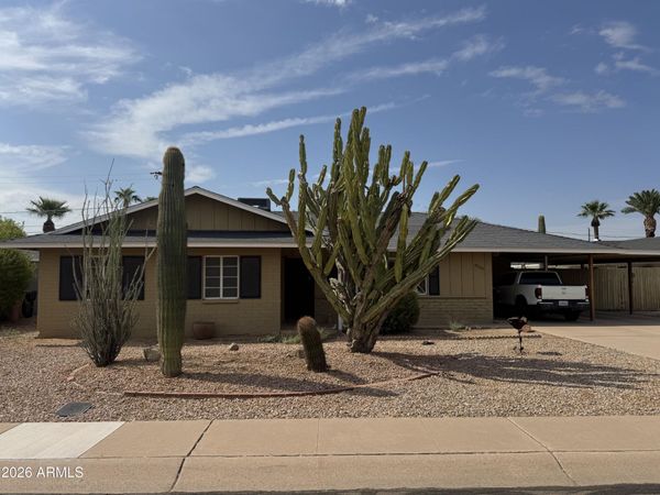 8207 E VERNON Avenue, Scottsdale, AZ 85257
