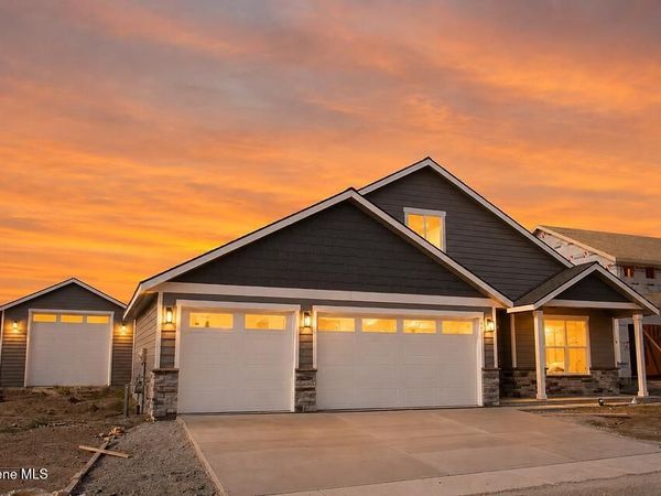 4497 E Savea LN , Post Falls, ID 83854