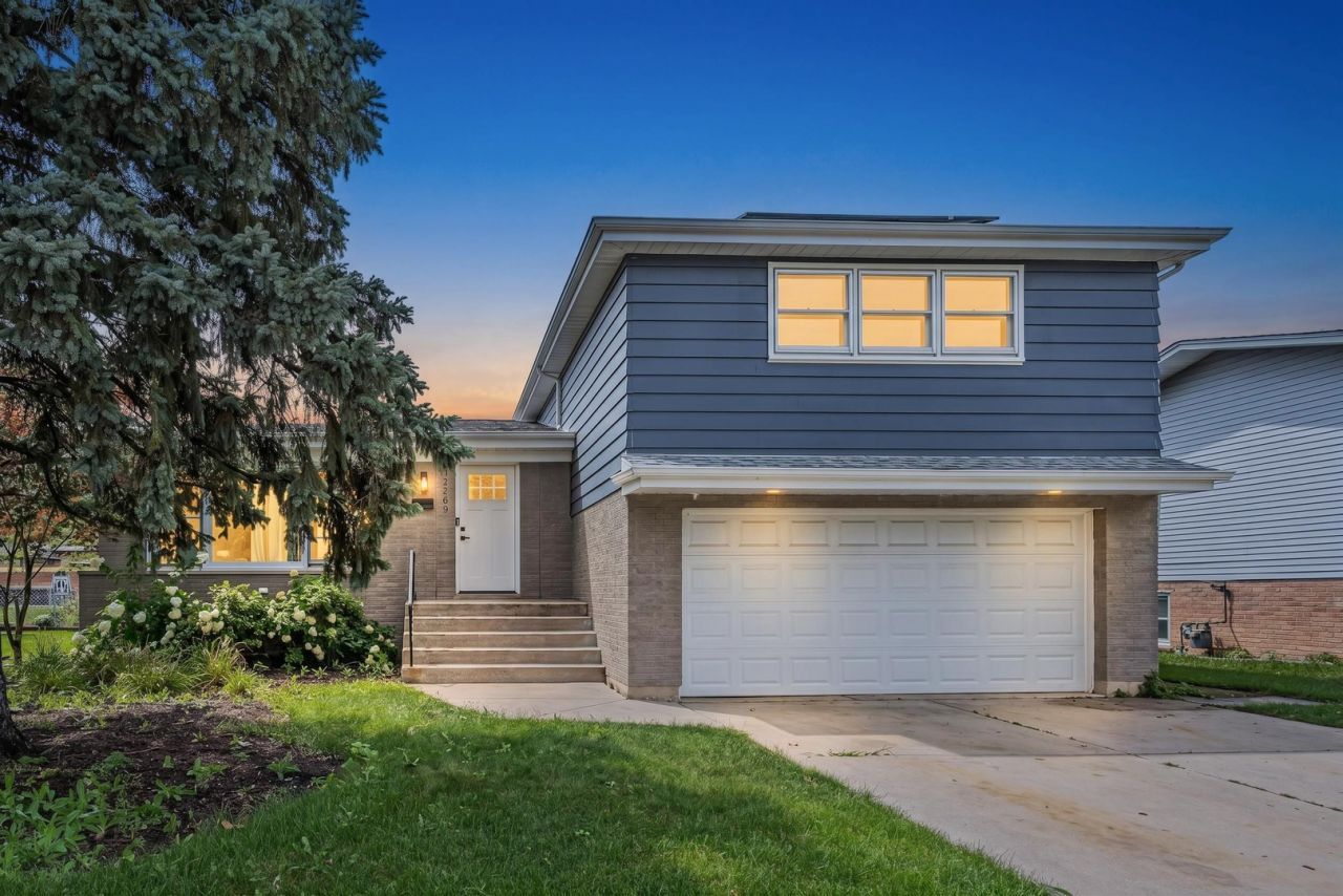 17700 71st Avenue, Tinley Park, IL 60477 Main Photo
