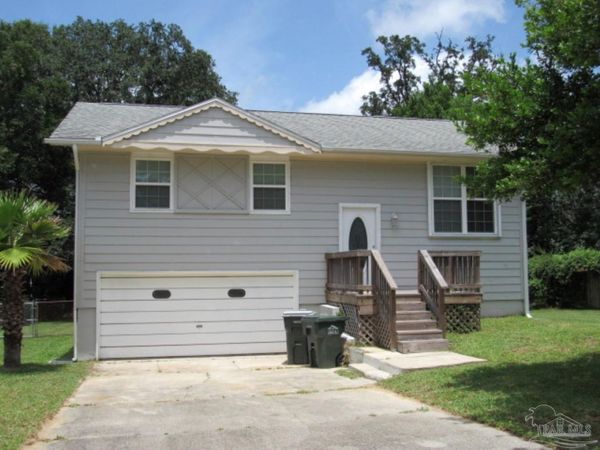 5407 Charbar Dr, Pensacola, FL 32526